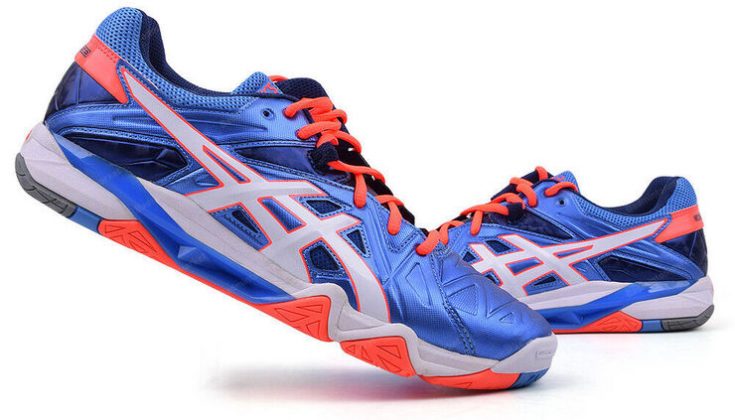 Волейбольные кроссовки ASICS - кроссовки для волейбола от Асикс