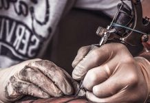 Сколько по времени делают тату: от чего зависит длительность сеанса татуировки Сколько по времени делают тату