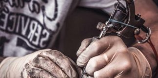 Сколько по времени делают тату: от чего зависит длительность сеанса татуировки Сколько по времени делают тату