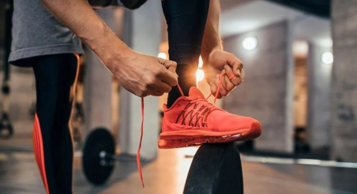 Как выбрать кроссовки для фитнеса в зале