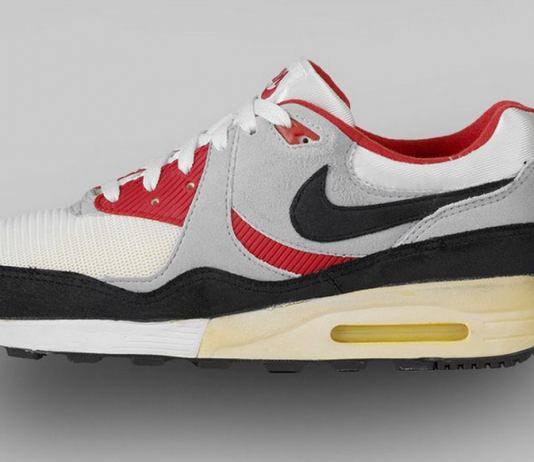 Кроссовки Nike Air Max II Кроссовки Nike Air Max II