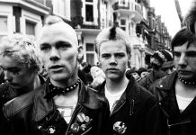 Панк-прическа к выставке «Панк-Культура. Король и Шут» Яндекс Афиша x Britva