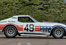 Звездно-полосатый Chevrolet Corvette 1969 года Chevrolet Corvette 1969 года