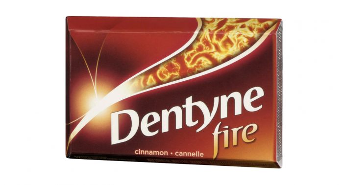 Жевательная резинка Dentyne Fire
