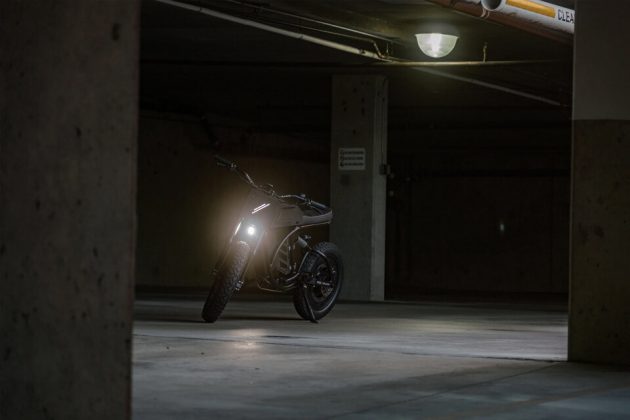 Электромотоцикл Droog Moto x Volcon Brat