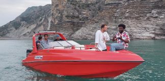 «Как будто побывал в гостях у кавказской бабушки»: Антон Зайцев рассказал, как и где провел это лето Антон Зайцев Экс ведущий «Орёл и Решка»