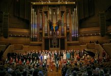 Владимир Спиваков и «Виртуозы Москвы» откроют юбилейный ХХ международный фестиваль «Москва встречает друзей», в котором примут участие представители 18 стран мира и более 60 регионов России Фестиваль Москва встречает друзей 2023