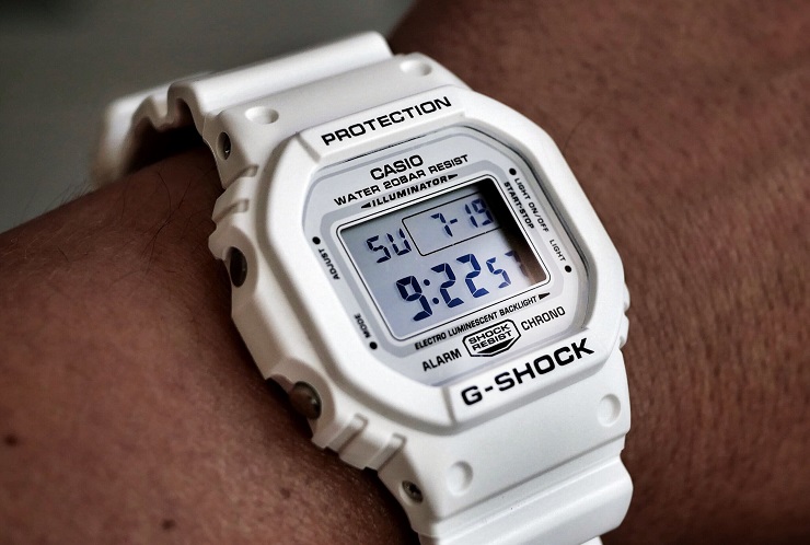 Часы Casio G-SHOCK DW-5600