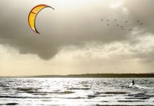 Кайтсёрфинг – красивый и экстремальный вид спорта Кайтсёрфинг