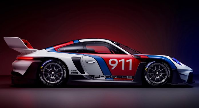Авто Porsche 911 GT3 R rennsport