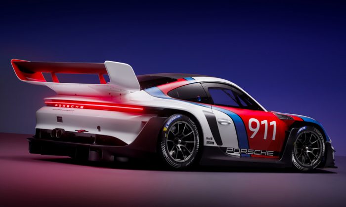 Авто Porsche 911 GT3 R rennsport