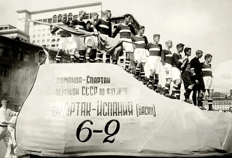 Форма Спартака в 1930-е