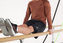 Тренинг продолжается там, где ты: чемпионы представили новую коллекцию одежды и обуви Demix Коллекция одежды и обуви Demix