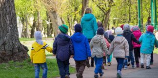 За год спрос на экскурсии для детей увеличился на 38% — Авито Услуги Детские экскурсии