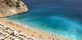 Куда поехать с детьми на осенние каникулы: топ советов от трэвел-эксперта Турция осенью