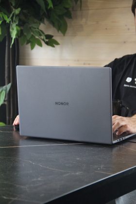 Ноутбук HONOR MagicBook X16 Plus