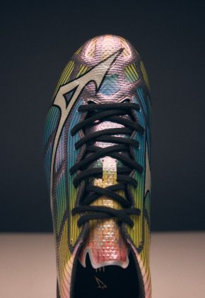 Бутсы Mizuno Alpha II 'Tease Edition'