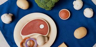 Запуск детской полки justfood и подарки от мастерской игрушек На Лугу justfood На Лугу