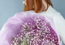 Дарите яркие мгновенья: купить букеты на 8 марта от AzaliaNow! Букеты на 8 марта