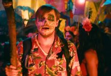 Мексиканские страсти по-русски: рецензия на фильм “Василий” с Александром Петровым в двойной роли Фильм Василий 2025