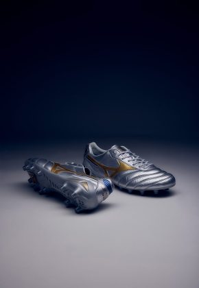 Бутсы Mizuno Morelia DNA