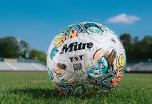Mitre представляет официальный мяч Ultimax Pro для The Soccer Tournament 2025 Мяч Mitre Ultimax Pro для The Soccer Tournament 2025