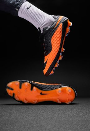 Бутсы Nike Hypervenom Phantom RGN SE