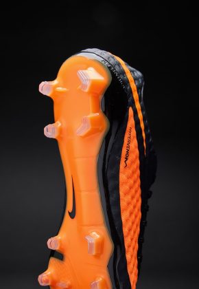 Бутсы Nike Hypervenom Phantom RGN SE