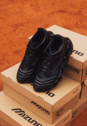 Кроссовки Mizuno Wave Prophecy Morelia Neo