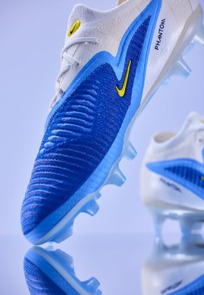 Бутсы Nike Phantom GX 6