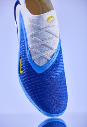 Бутсы Nike Phantom GX 6