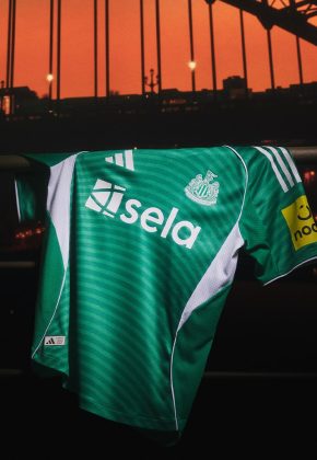 Форма Ньюкасл Юнайтед 2025 2026 от adidas