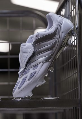 Бутсы adidas Predator Silver Strike