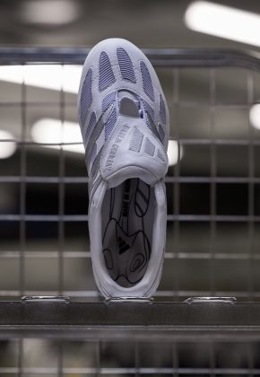 Бутсы adidas Predator Silver Strike