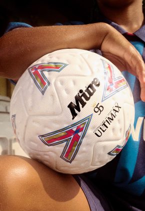 Мяч Mitre Ultimax Anniversary Edition