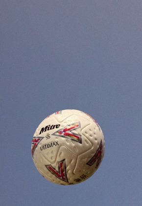 Мяч Mitre Ultimax Anniversary Edition