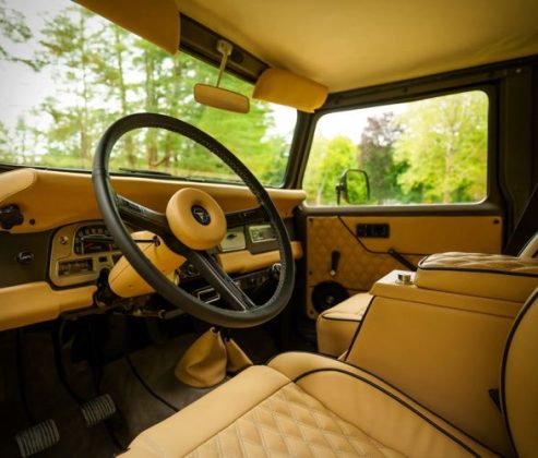 Авто Toyota FJ40