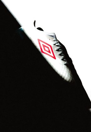 Бутсы Umbro Velocita