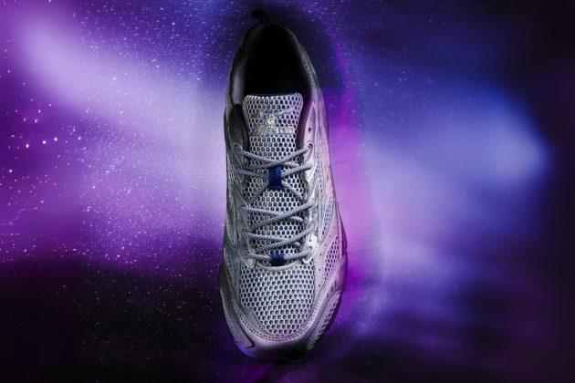 Кроссовки Mizuno MXR Space Lights Pack