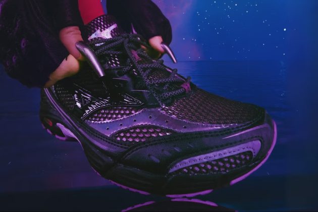 Кроссовки Mizuno MXR Space Lights Pack