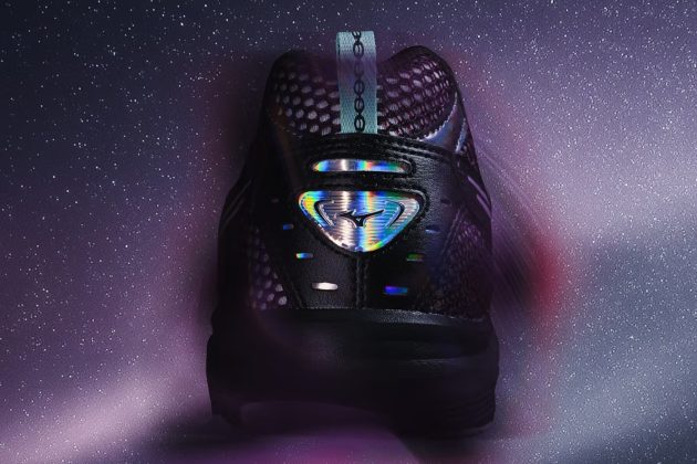 Кроссовки Mizuno MXR Space Lights Pack