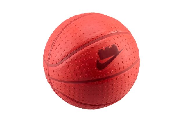 Мяч LEGO x Nike