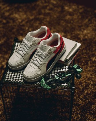 Кроссовки PUMA F1