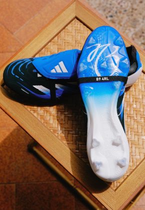 Бутсы Джуда Беллингема adidas Predator