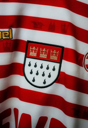 Форма ФК Кельн 2025 2026