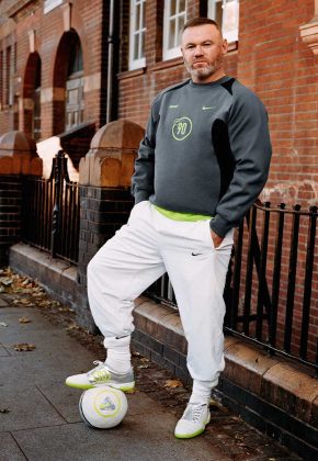 Уэйн Руни Nike x Palace P90