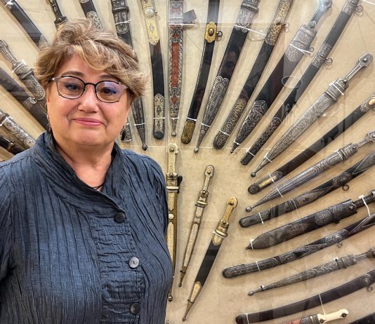 «Поэзия стали»: как клинок рассказывает историю. Елена Тихомирова о красоте оружия, роли коллекционеров и силе предмета, который хранит эпоху Елена Владимировна Тихомирова — эксперт Министерства культуры РФ