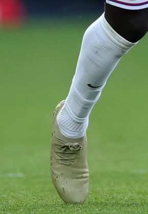 Бутсы New Balance x Stone Island Furon V8