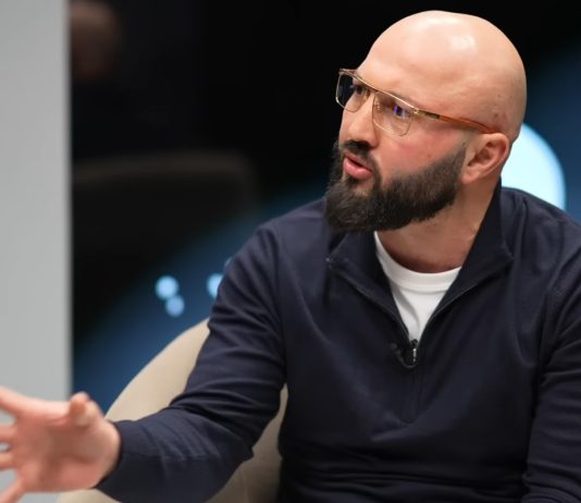 От маркетолога до летописца эпохи Гаджимурад Атаков