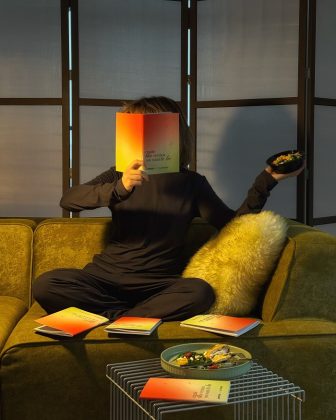 justfood x 712 PAPERS